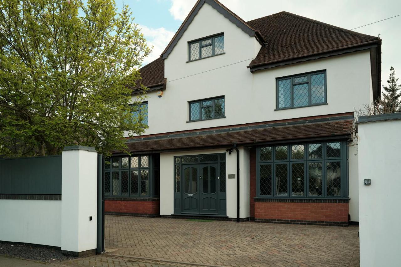 Modern Spacious House - Sleeps 16, Free Parking, Sun Terrace นานีทัน ภายนอก รูปภาพ